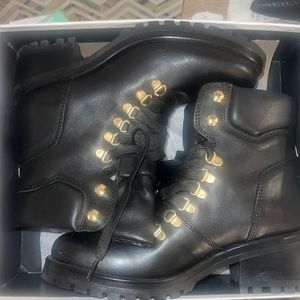 Steve Madden never worn combat boots